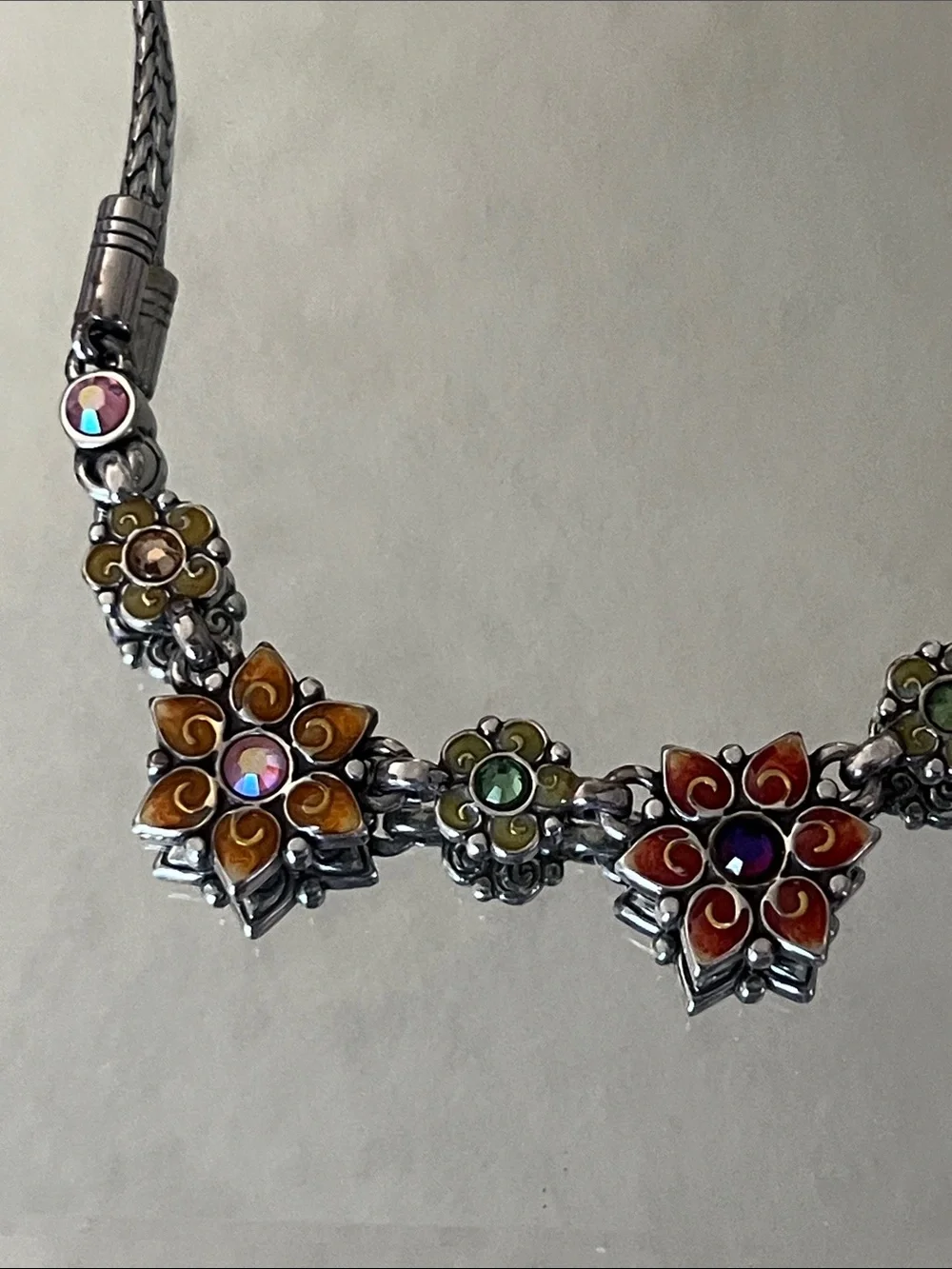 BRIGHTON Garden of Eden Silver Tone Enamel Flower Necklace w/Pouch NWOT